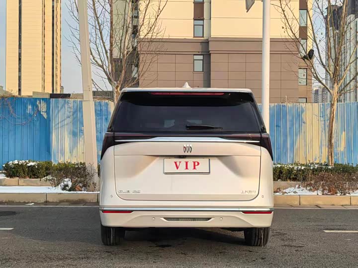 Buick GL8 ES 2025 2025款 陆尊 尊享版