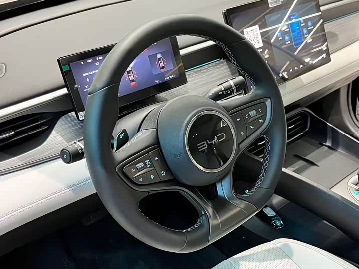 BYD Seal 05 DM-i Hybrid 2025 2025款 DM-i 智驾版 120KM旗舰型