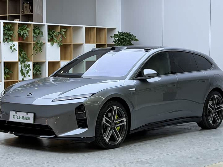 2025 Nio ET5T