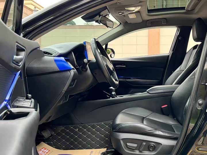 Toyota C-HR 2021 2021款 2.0L 豪华版