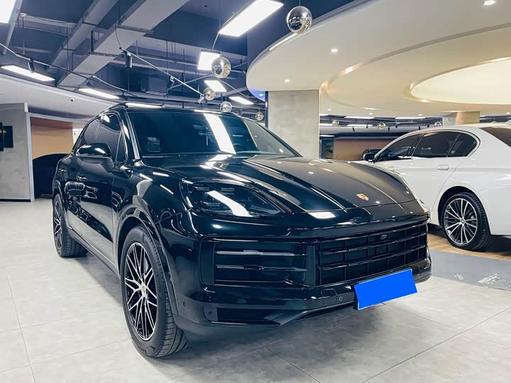 2025 Porsche Cayenne