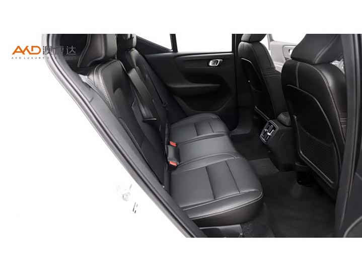 Volvo XC40 2025 2025款 B4 四驱智远豪华版