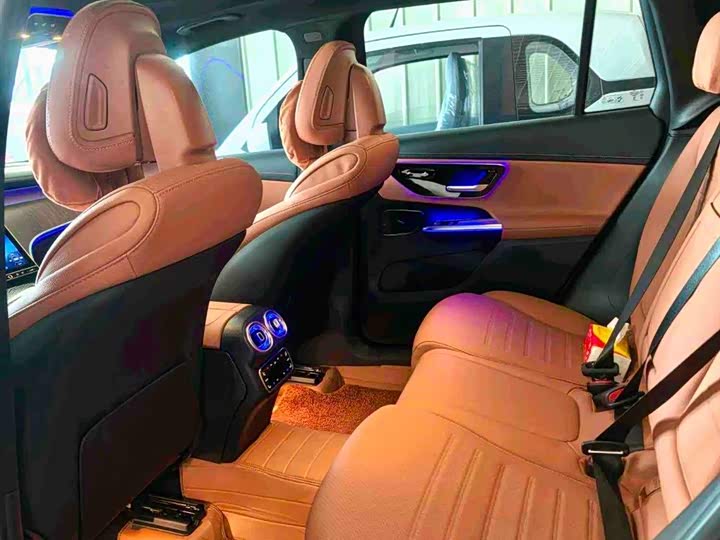 Mercedes-Benz GLC-Class 2025 2025款 改款 GLC 300 L 4MATIC 动感型 5座