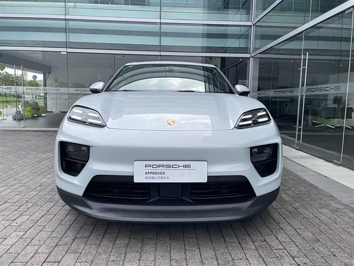 2024 Porsche Macan EV