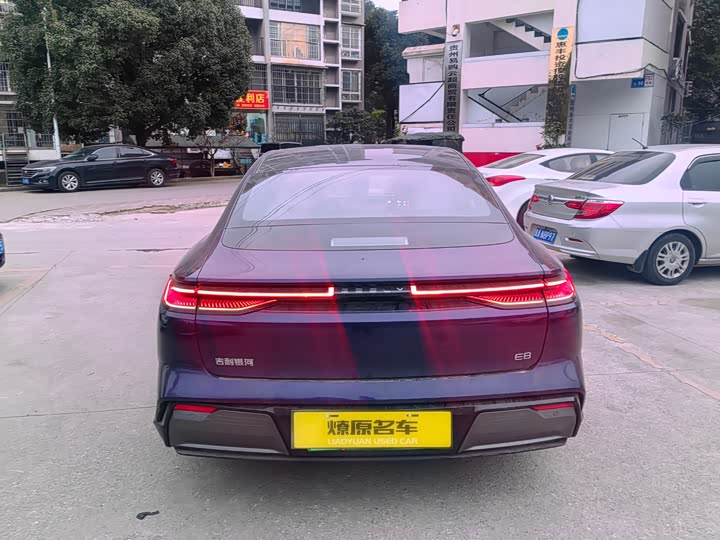 2025 Geely Galaxy E8