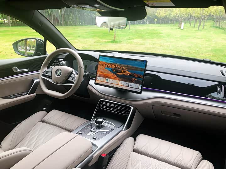 2025 BYD Tang Hybrid/EV