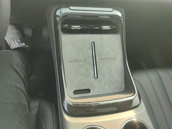 GAC Aion V 2024 2024款 埃安霸王龙 650 智尊版