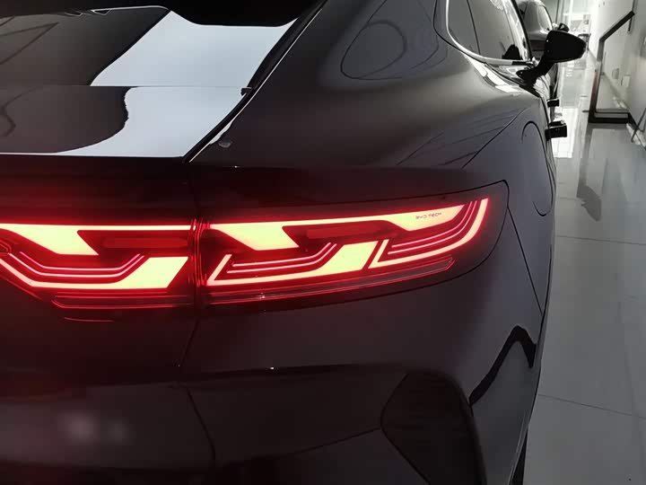 BYD Song L 2025 2025款 662km 卓越智驾型