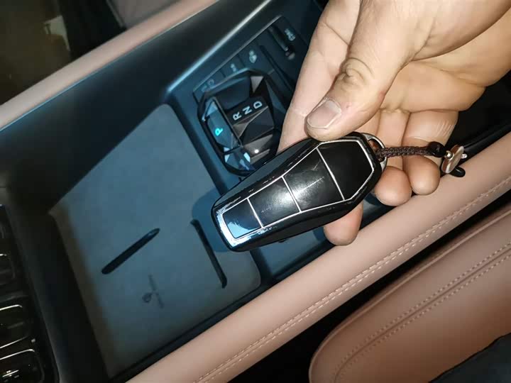 BYD Song L 2025 2025款 662km 卓越智驾型