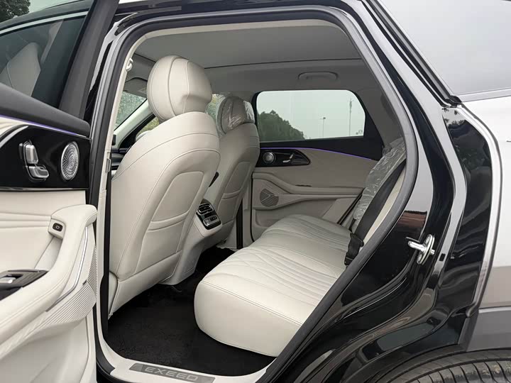 Exeed RX 2023 2023款 400T 四驱尊享飞鱼版