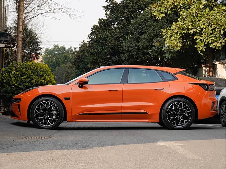 Zeekr 001 2025 2025款 WE版 100kWh 后驱