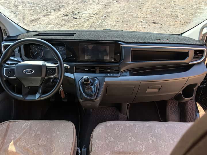 Ford Transit 2023 2023款 2.0T柴油手动多功能商用车中轴低顶5/6座