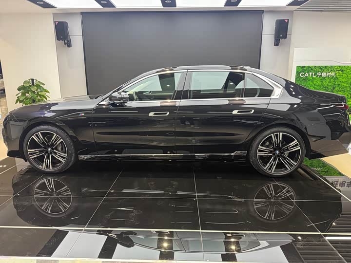 BMW 7 Series 2023 2023款 740Li 领先型 M运动套装