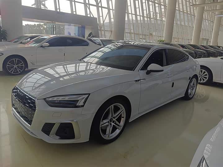 Audi A5 2024 2024款 Sportback 40 TFSI 时尚动感型