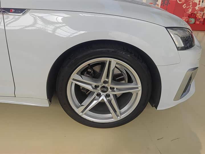 Audi A5 2024 2024款 Sportback 40 TFSI 时尚动感型