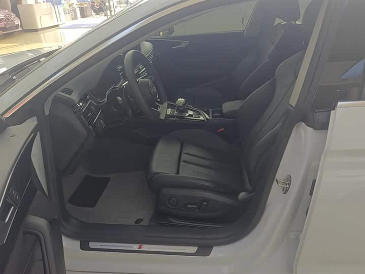 Audi A5 2024 2024款 Sportback 40 TFSI 时尚动感型