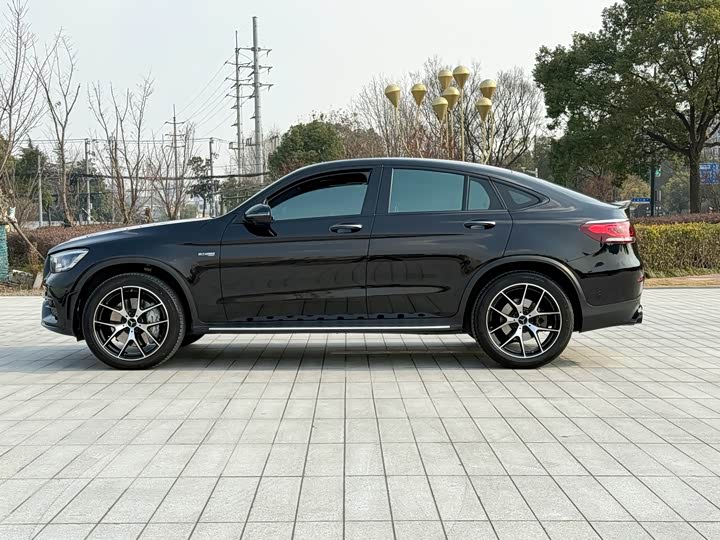 Mercedes-Benz GLC-Class Coupe AMG 2022 2022款 AMG GLC 43 4MATIC 轿跑SUV