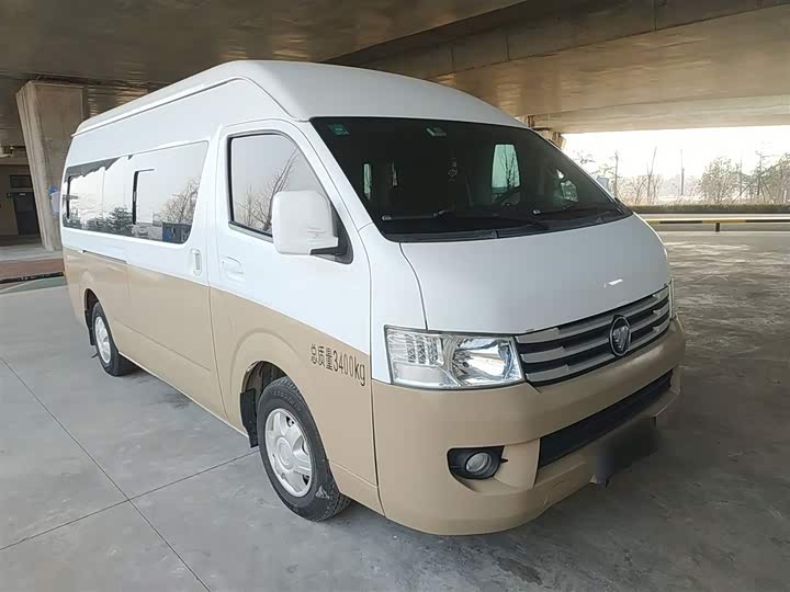 Foton G9 2021 2021款 2.4L汽油商运版长轴高顶9座明窗4K22D4M
