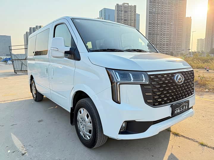 Maxus V80 2024 2024款 傲运通 6AMT 短轴超低顶147Ps 5/6座
