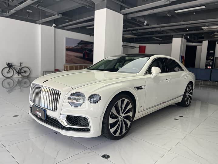 Bentley Flying Spur 2022 2022款 4.0T V8 标准版