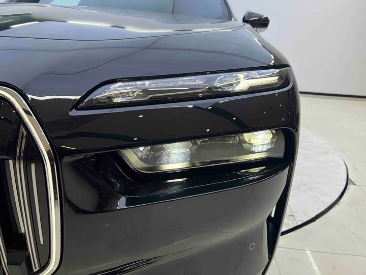 BMW 7 Series 2023 2023款 740Li 尊享型 豪华套装