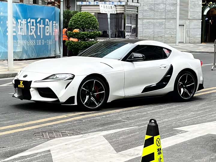 Toyota Supra 2022 2022款 改款 GR SUPRA 3.0T 标准型