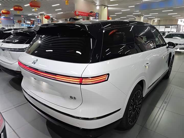 Nio ES8 2026 2026款 六座行政豪华版