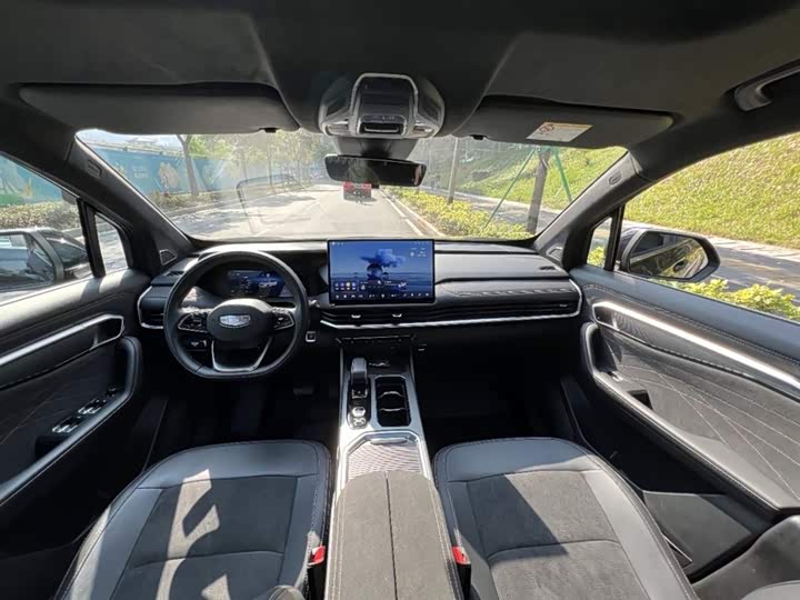 Geely Okavango L 2025 2025款 2.0T DCT尊享款