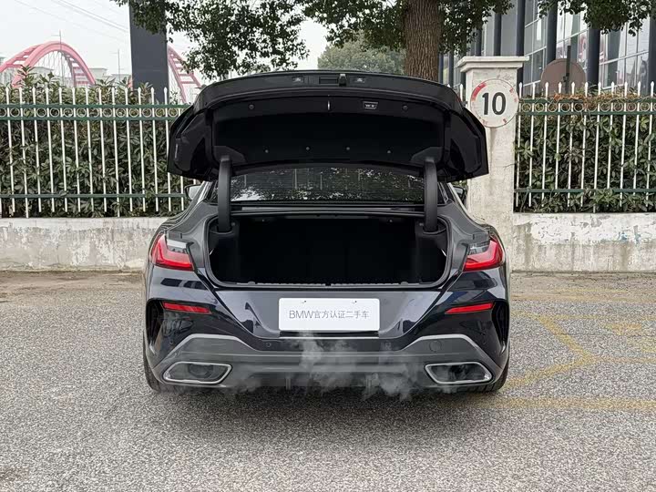 BMW 8 Series 2021 2021款 840i 四门轿跑车 M运动套装