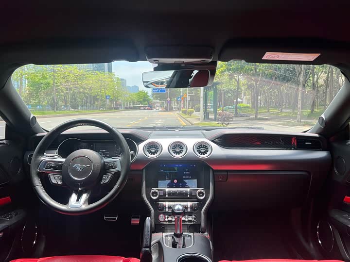 Ford Mustang 2021 2021款 2.3T EcoBoost 黑曜魅影特别版