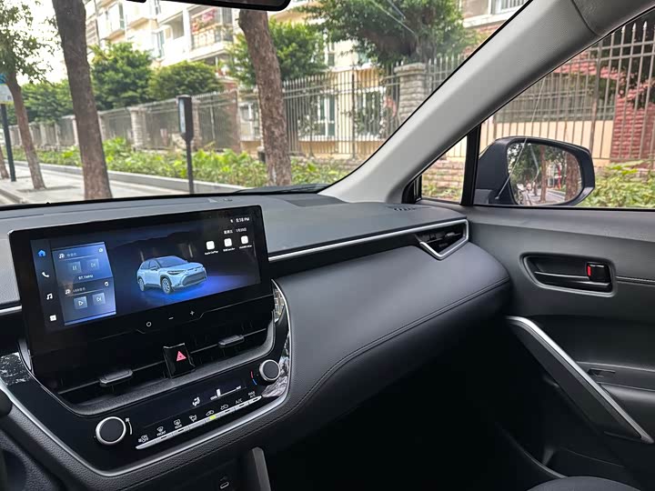 Toyota Frontlander 2024 2024款 2.0L CVT精英版