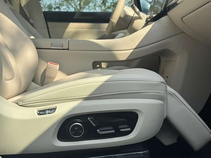 Luxeed R7 2025 2025款 增程 251km Max