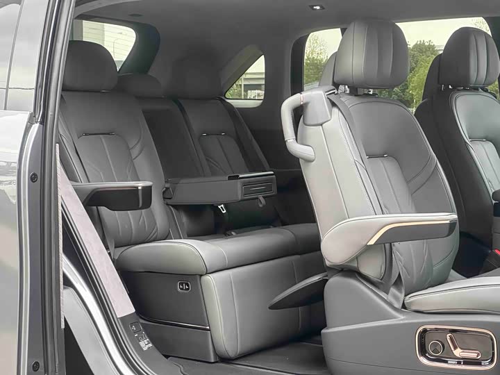 Zeekr Mix 2025 2025款 长续航智驾版