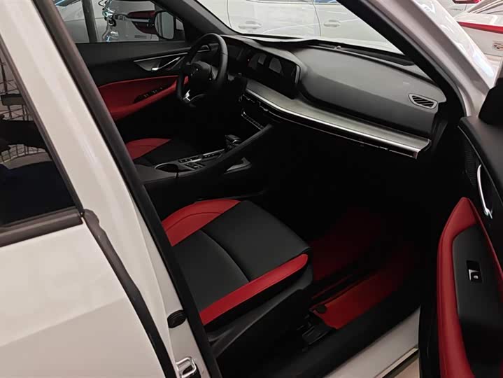 Changan CS35 Plus 2022 2022款 蓝鲸NE 1.4T DCT豪华型