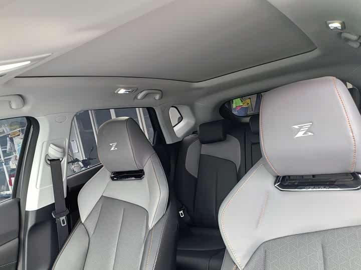 Changan Oshan Z6 2023 2023款 蓝鲸 1.5T DCT智享型