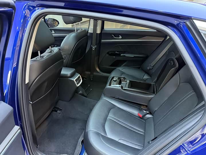 Kia K5 2021 2021款 380T GT-Line 旗舰版