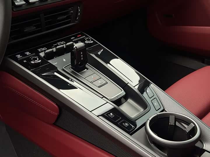 Porsche 911 2025 2025款 Carrera 3.0T