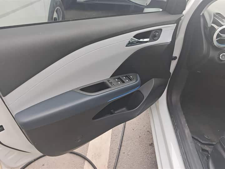 Chevrolet Monza 2024 2024款 1.5L 双离合悦享版