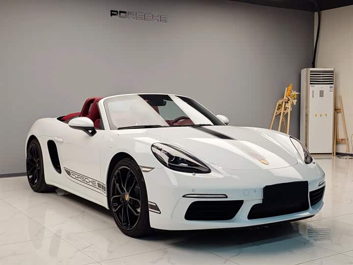 2023 Porsche 718
