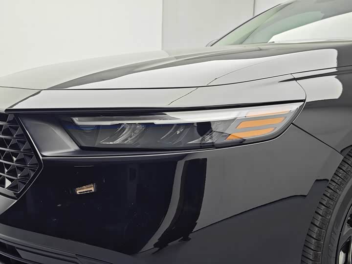 Honda Accord 2025 2025款 运动系列 260TURBO 豪华版