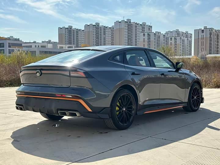 Changan UNI-V 2024 2024款 1.5T 尊贵运动型