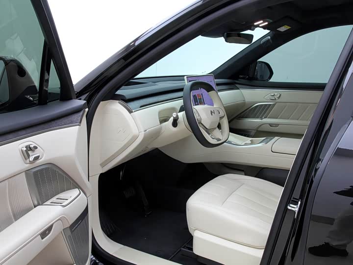 Nio Onvo L90 2025 2025款 Max 六座版