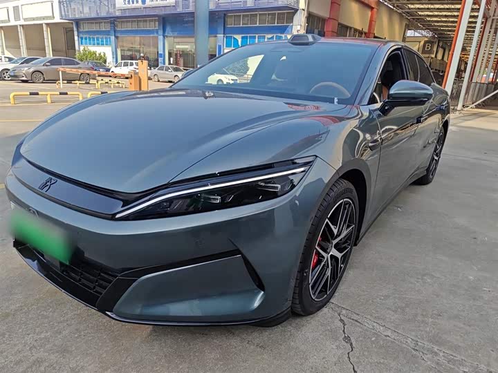 BYD Han L 2025 2025款 DM-p 四驱激光雷达旗舰型