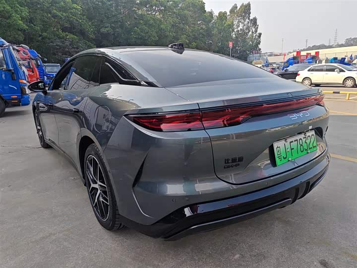 BYD Han L 2025 2025款 DM-p 四驱激光雷达旗舰型