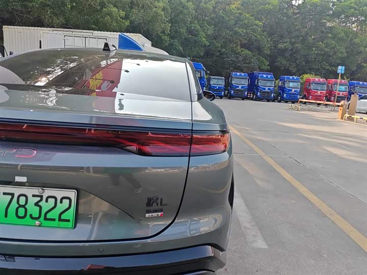 BYD Han L 2025 2025款 DM-p 四驱激光雷达旗舰型