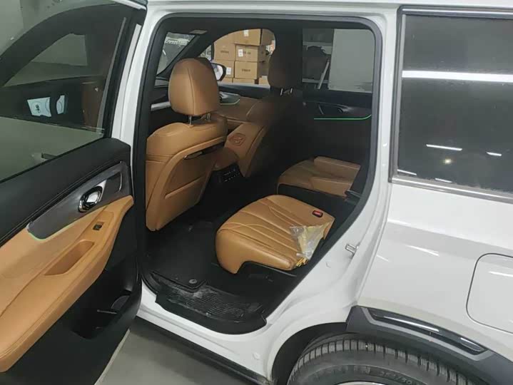 2024 GAC Trumpchi ES9