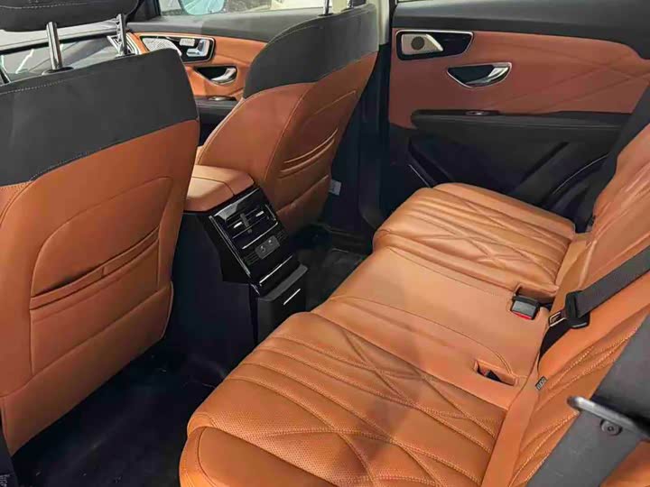 Jetour Shanhai L7 2024 2024款 1.5T 120km ULTRA 7座