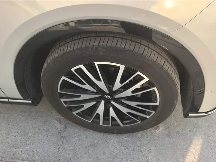 Changan Qiyuan (Nevo) Q07 2025 2025款 215尊荣型