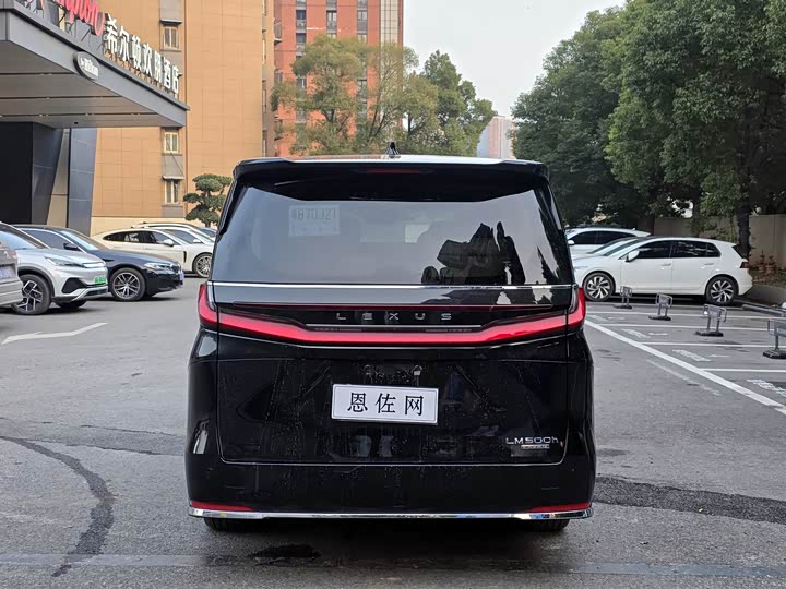 Lexus LM 2025 2025款 500h 四座御世版
