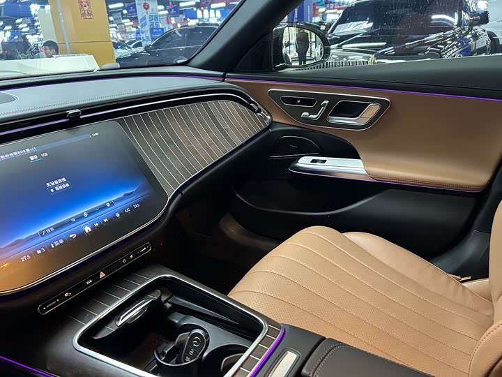 Mercedes-Benz E-Class 2025 2025款 E 300 L 时尚型